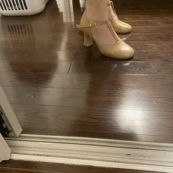 La Duca Character Shoes Size 7.5 3" - Picture 4 of 11